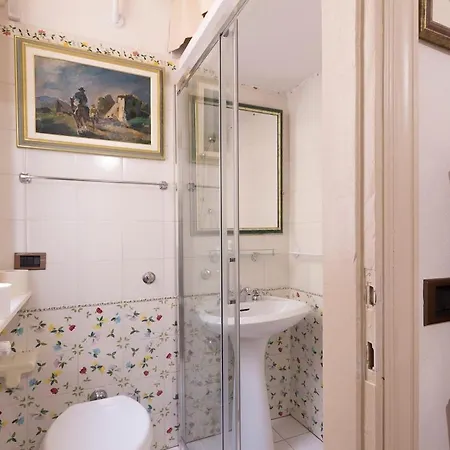 Wonderful Terrace Over Ponte Vecchio With Elevator Lejlighed *