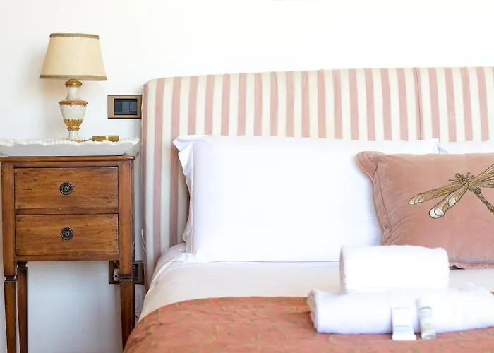 Wonderful Terrace Over Ponte Vecchio With Elevator *