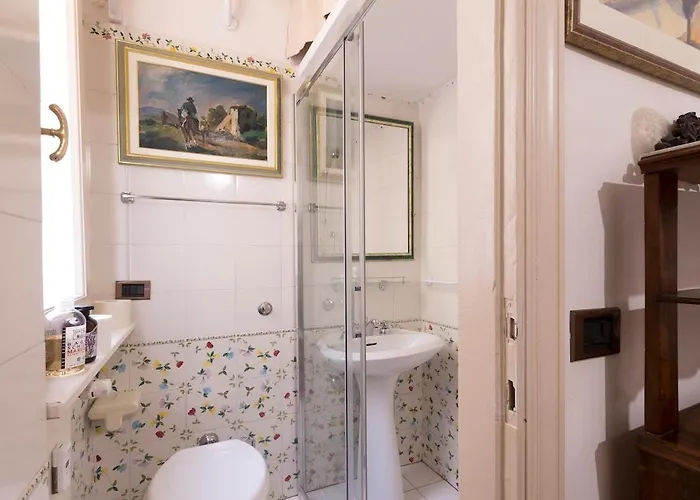 Wonderful Terrace Over Ponte Vecchio With Elevator Апартаменты *