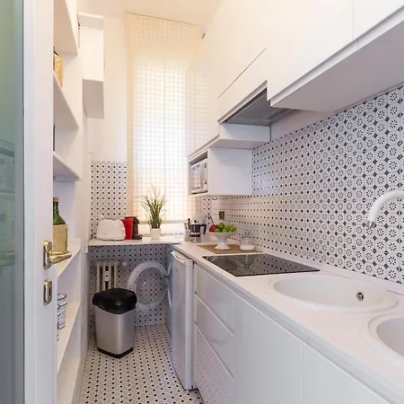 Wonderful Terrace Over Ponte Vecchio With Elevator